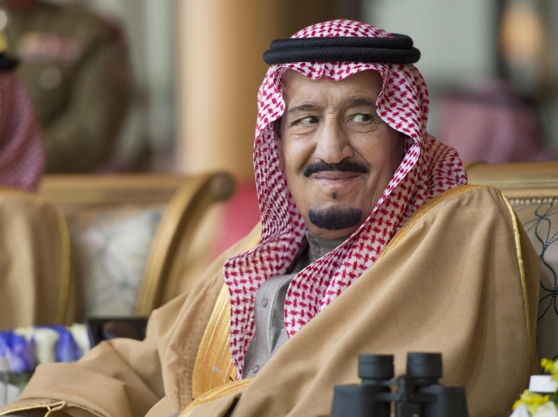 خادم الحرمين الشريفين لحظة انطلاق فعاليات الجنادرية 30 أمس