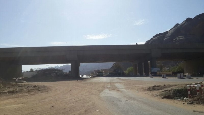 الجسر على حاله منذ 14 عاما (مكة)