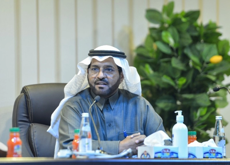 مطلق الخمعلي متحدثا خلال اللقاء (مكة)