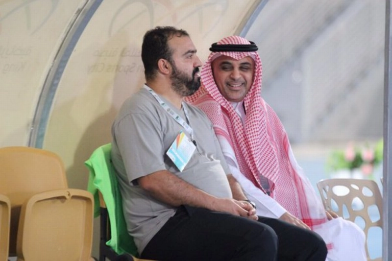 خيرالدين مضوي ورئيس النادي هشام مرسي
