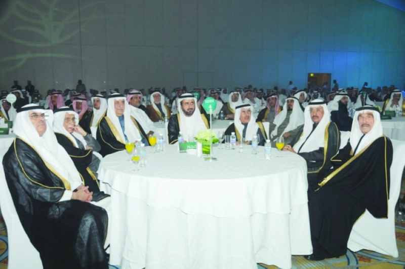 الربيعة والعساف وسط ضيوف الحفل (مكة)