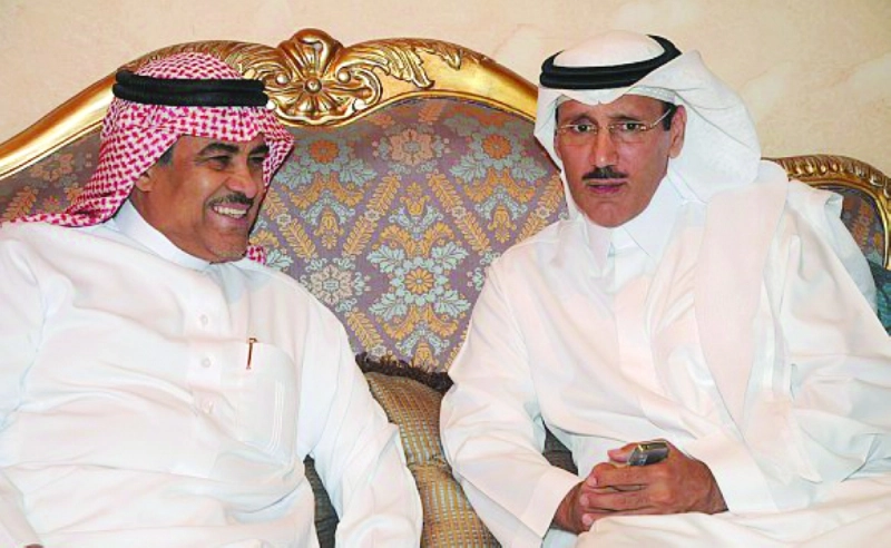 ناصر الجفن (يسار) مع فهد المطوع خلال اجتماع شرفي (مكة)