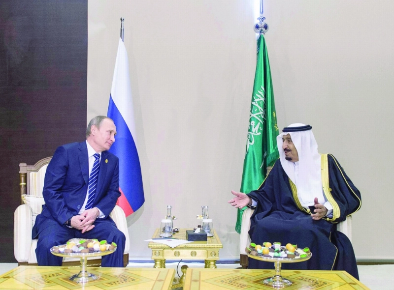 الملك سلمان بن عبدالعزيز وبوتين في لقاء سابق على هامش قمة العشرين (مكة)