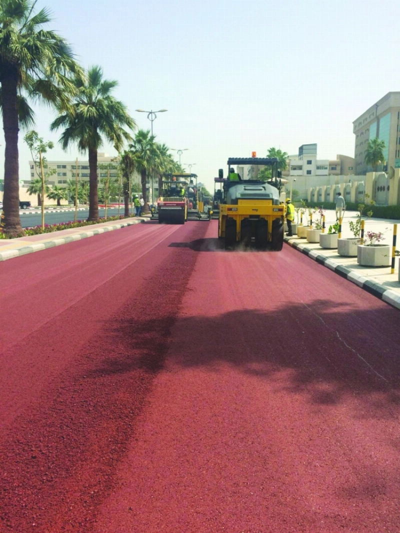 نماذج من استخدامات الاسفلت الأحمر
