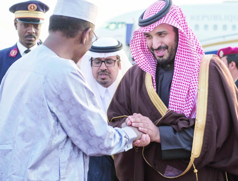 ولدى استقبالة الرئيس التشادي (واس)