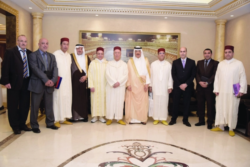 من لقاء بندر حجار بالوفد المغربي (مكة)