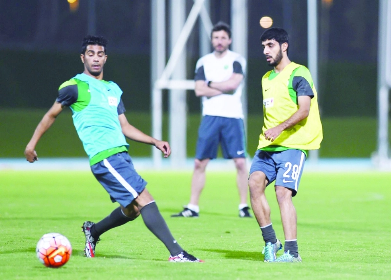 من تدريبات المنتخب السعودي استعدادا لماليزيا والإمارات (مكة)