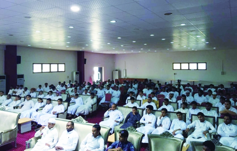 من برنامج تهيئة الخريج بجازان (واس)