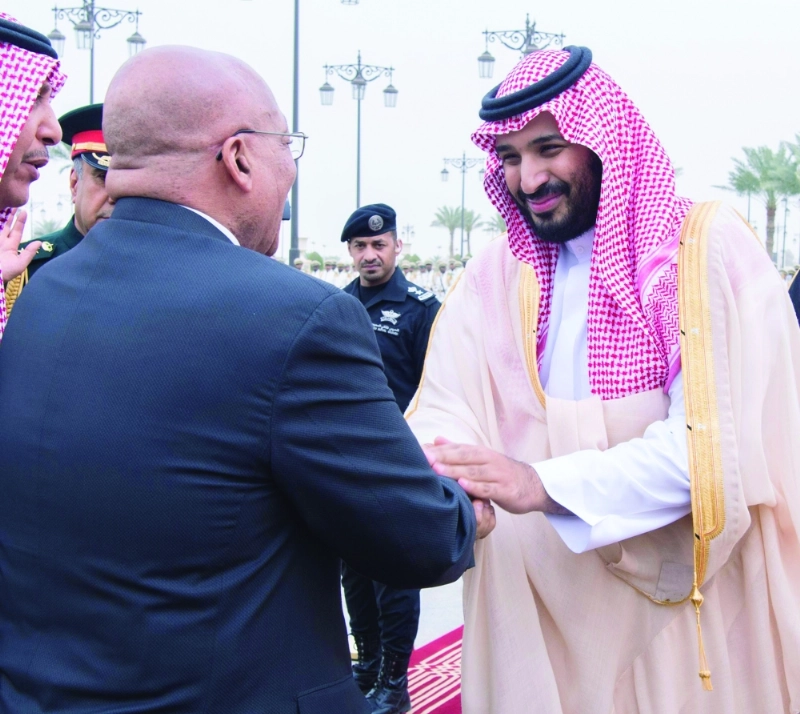الأمير محمد بن سلمان مصافحا جاكوب زوما (واس)