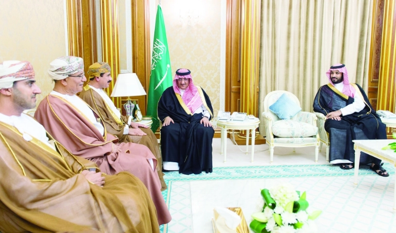 الأمير محمد بن نايف بحضور الأمير محمد بن سلمان خلال استقباله سلطان النعماني