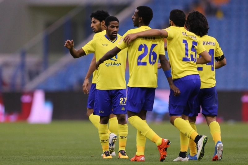 فرحة لاعبي النصر بهدف شايع أمس (محمد مشهور)