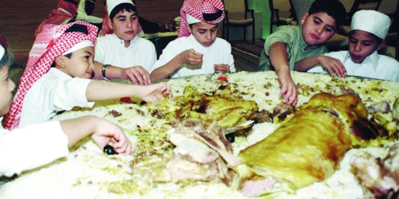 من مظاهر البذخ في المناسبات (مكة)
