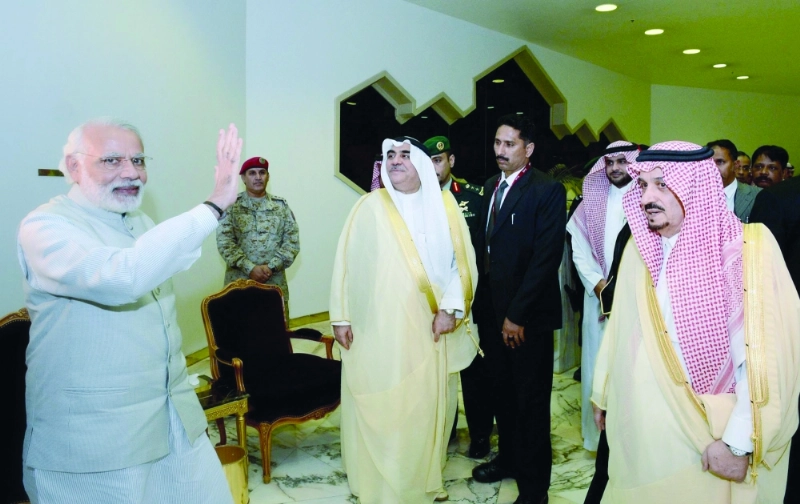 رئيس الوزراء الهندي لدى مغادرته الرياض في ختام زياته للسعودية (واس)