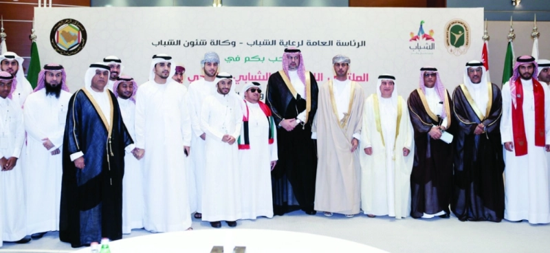 عبدالله بن مساعد خلال ترؤسه الاجتماع الـ30 (واس)