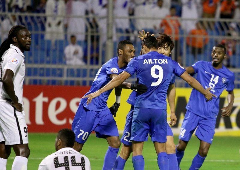 فرحة لاعبي الهلال بهدف الميدا (نواف الجبني)