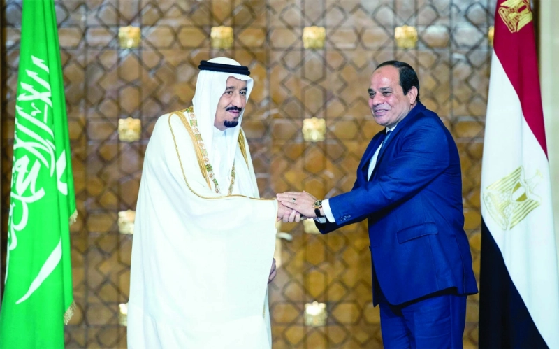 السيسي يقلد الملك سلمان قلادة النيل (بندر الجلعود)