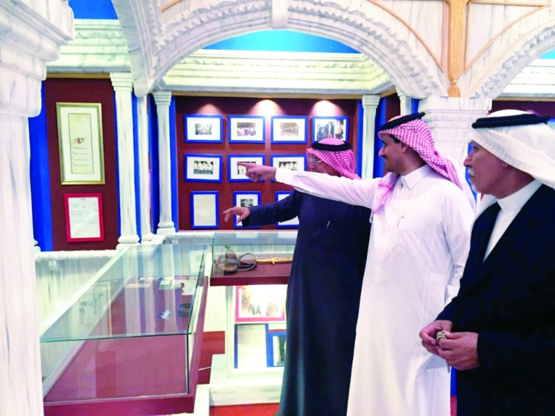 العمرة وآل زلفة داخل المتحف (مكة)