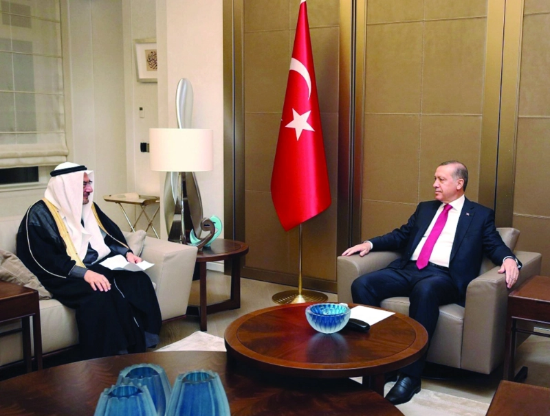 إردوغان مستقبلا مدني في إسطنبول (واس)