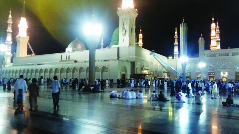من أعمال النظافة في المسجد النبوي (مكة)