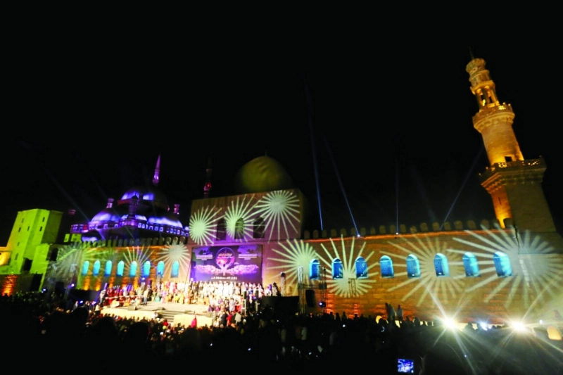 افتتاح المهرجان (رويترز)