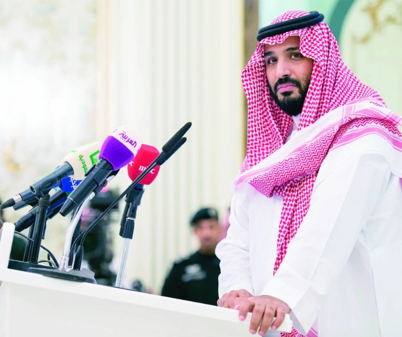 الأمير محمد بن سلمان في المؤتمر الصحفي الاثنين الماضي للحديث عن رؤية السعودية (مكة)