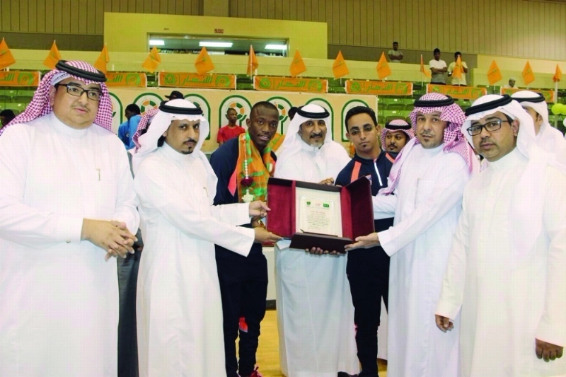 جانب من حفل تكريم البطل أبكر (مكة)