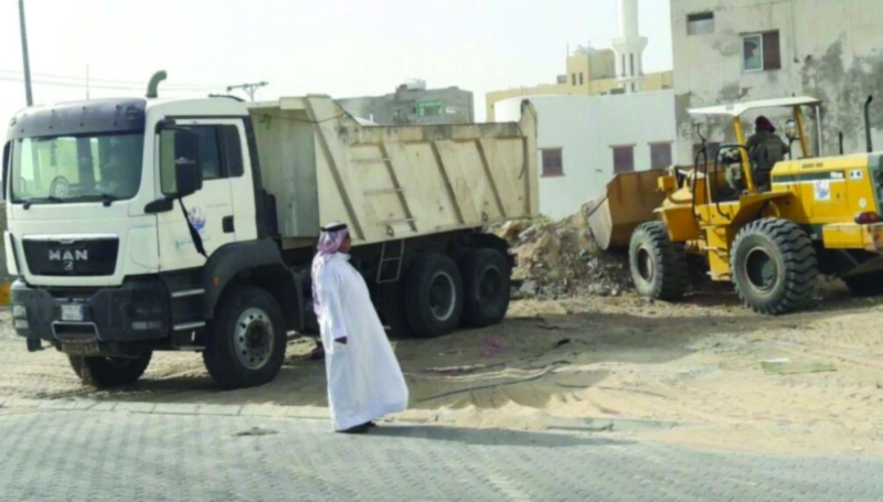 معدات البلدية خلال الحملة (مكة)