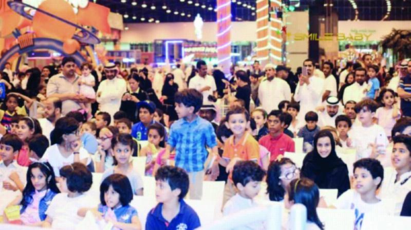 المشاركون بالاحتفالية (مكة)