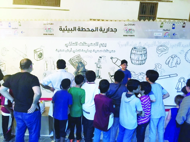 جانب من جناح التوعية البيئية في المهرجان (مكة)