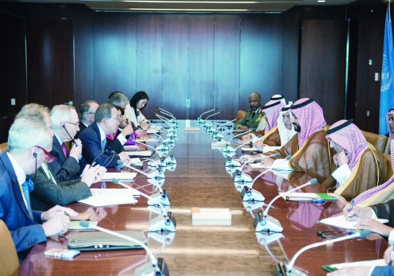 الأمير محمد بن سلمان لدى اجتماعه مع بان كي مون أمس (بندر الجلعود)