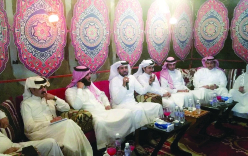سلطان المرواني متحدثا عن تجربته التقنية في الملتقى (مكة)