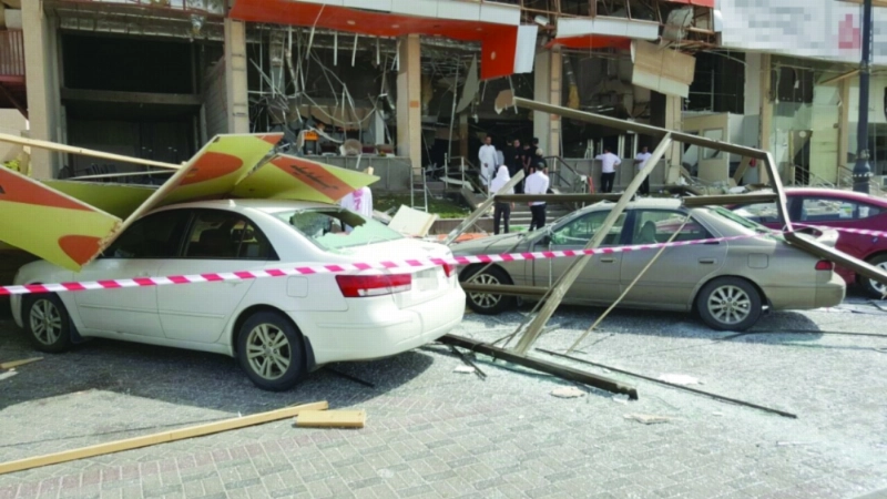 سيارات تضررت من الحادثة (مكة)