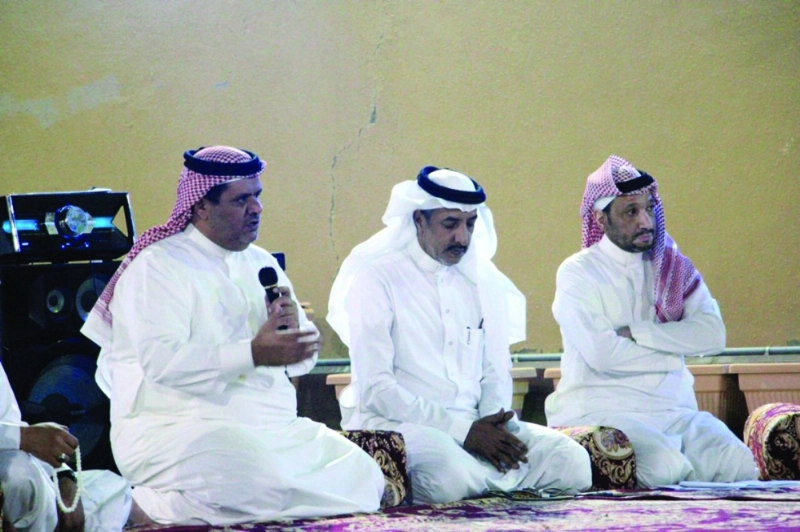 سامي العبيدي متحدثا خلال اللقاء (مكة)