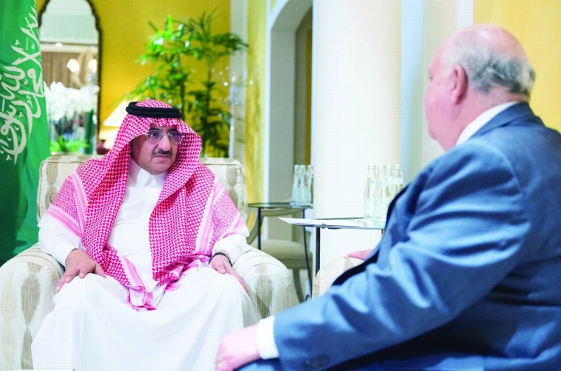 الأمير محمد بن نايف خلال استقباله جوزيف ويستفول (واس)