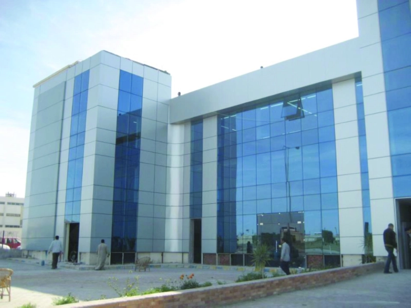 واجهة مبنى حديث (مكة)