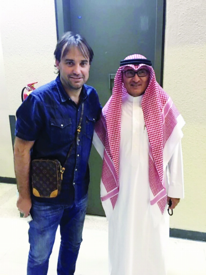 خوسيه باندو إلى جانب عادل عصام الدين