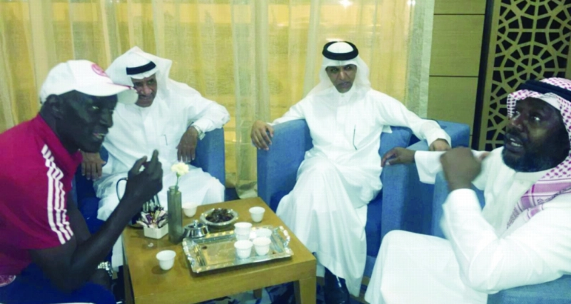 يوسف خميس وحمد الدبيخي وصالح خليفة وموسى نداو