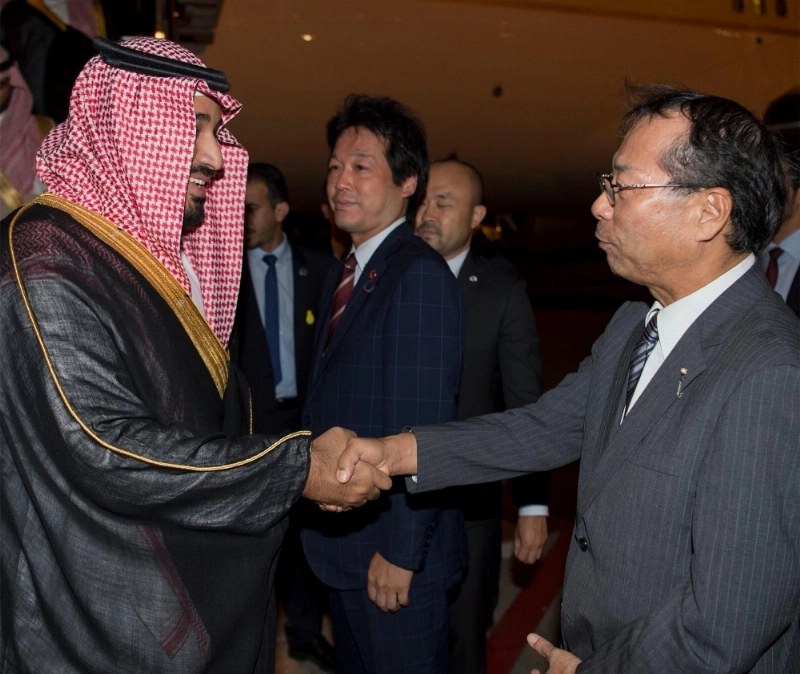 لحظة وصول الأمير محمد بن سلمان إلى اليابان (بندر الجلعود )