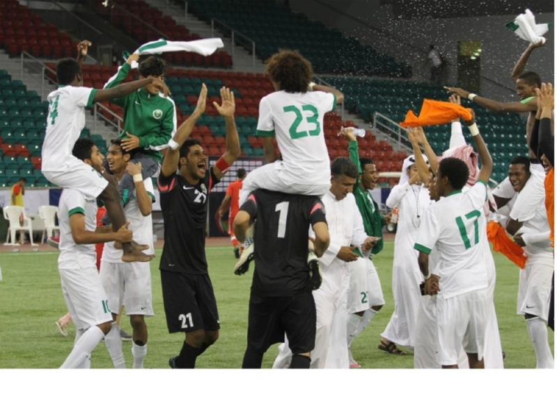 فرحة لاعبي المنتخب السعودي بحسم اللقب (مكة)