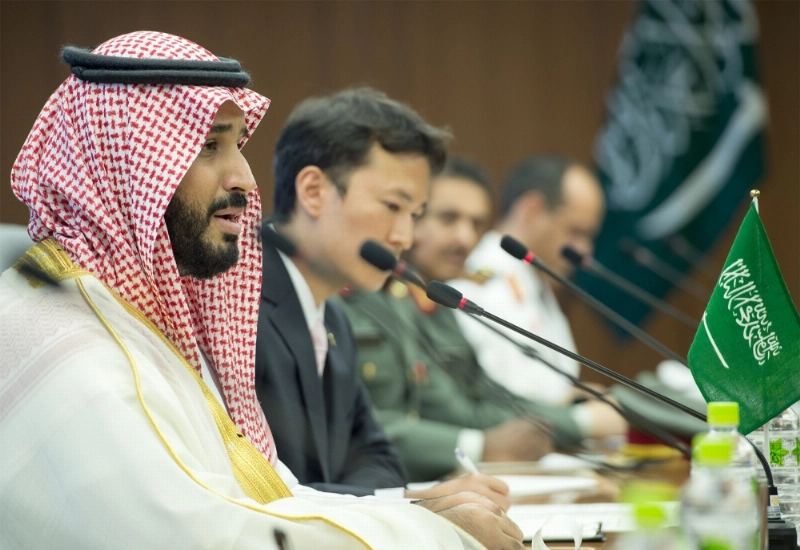 ولي ولي العهد متحدثا خلال الاجتماع (بندر الجلعود)