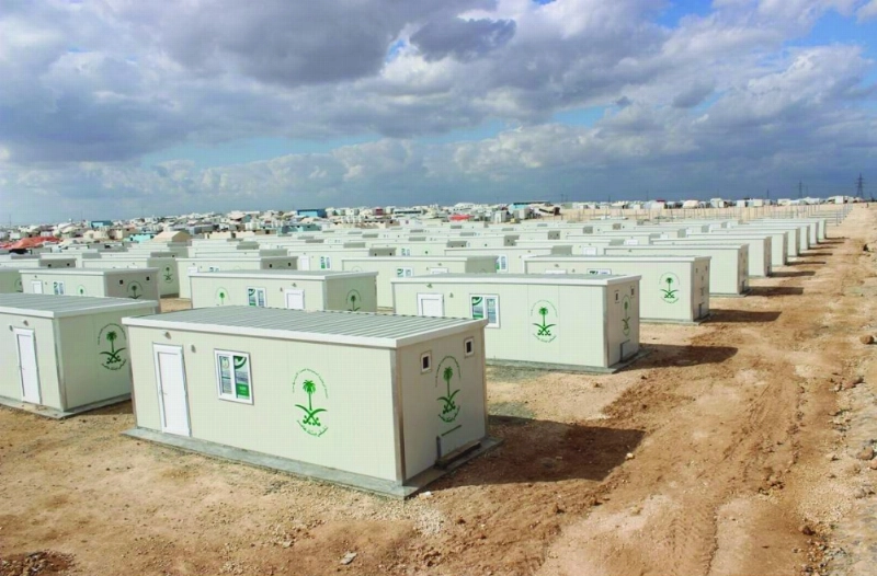 بيوت جاهزة سعودية بمخيم الزعتري (واس)