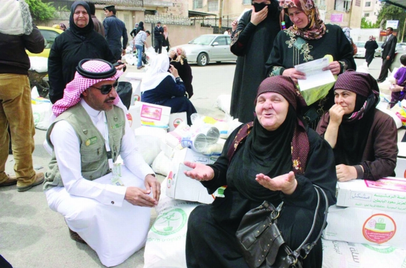 سورية تتسلم مساعدات سعودية في إربد الأردن