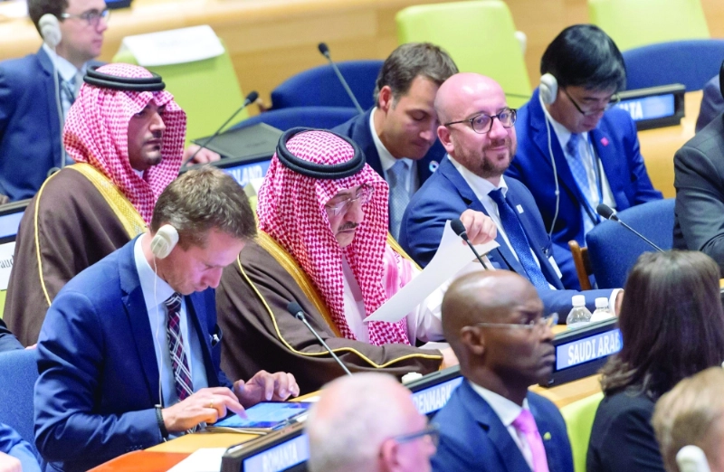 ولي العهد مشاركا في قمة أوباما للاجئين (واس)