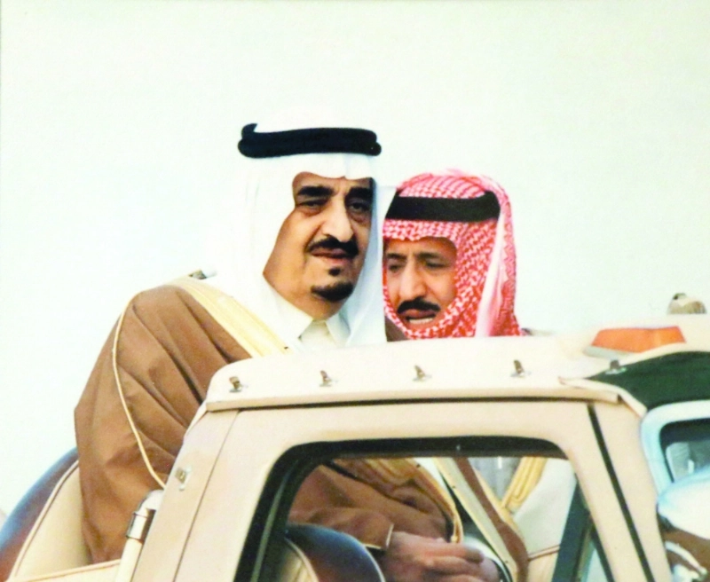 الملك فهد والملك سلمان في إحدى رحلات القنص