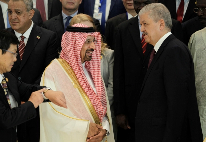 الفالح قبيل الاجتماع الوزاري لمنتدى الطاقة الدولي بالجزائر (رويترز)