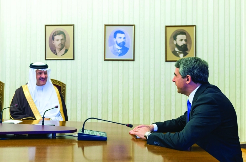 سلطان بن سلمان لدى لقائه روسين بليفنيلييف (واس)
