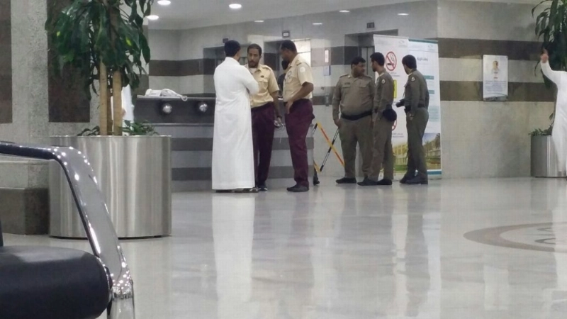 رجال الأمن في موقع الحادث (مكة)