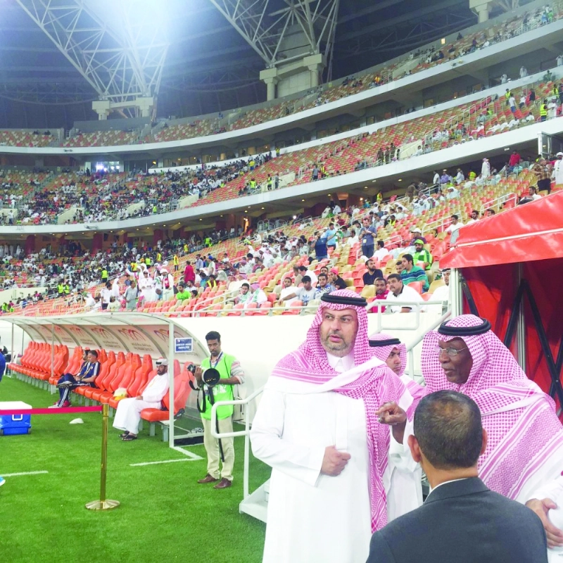 عبدالله بن مساعد وأحمد عيد في حديث قبل المباراة (مكة)