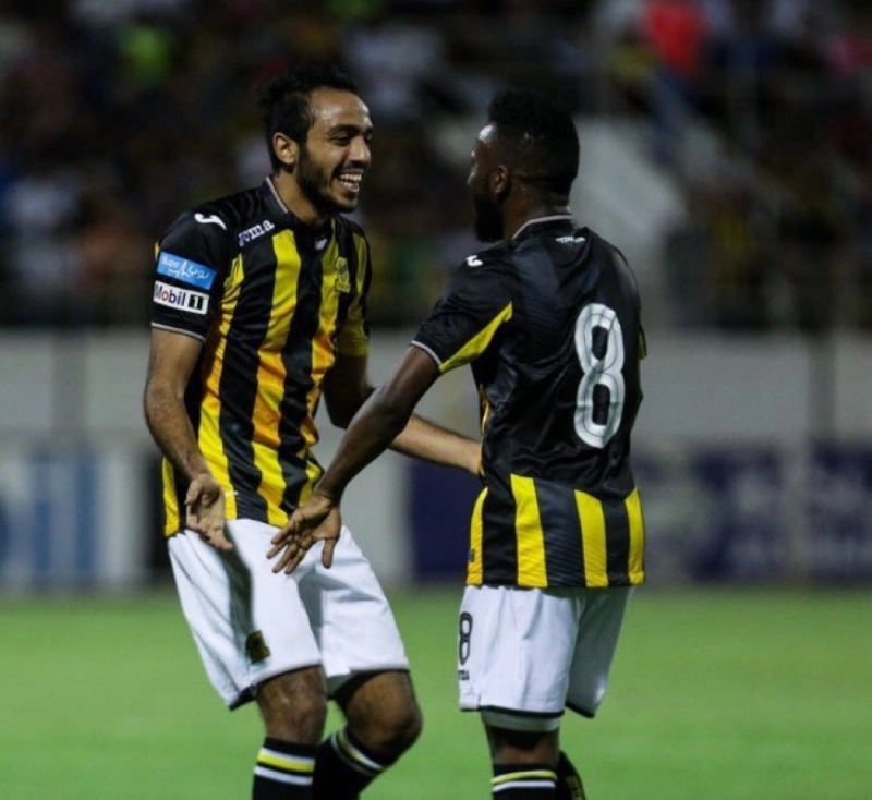 محمود كهربا يشارك المولد فرحة الهدف الأول (إعلامي الاتحاد)