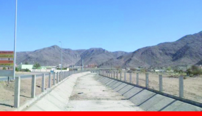 أحد مشاريع درء أخطار السيول بنجران (مكة)